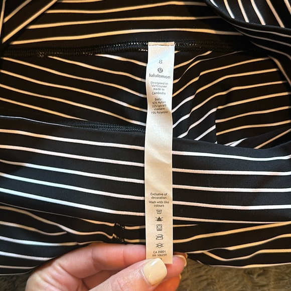 NWOT Lululemon Wunder Under Leggings - Picture 4 of 5
